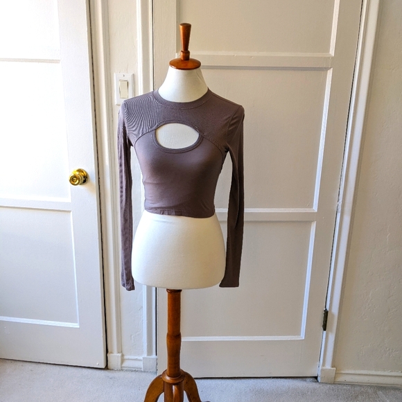 Lululemon Better Best Long Sleeve size 4 - Picture 2 of 10